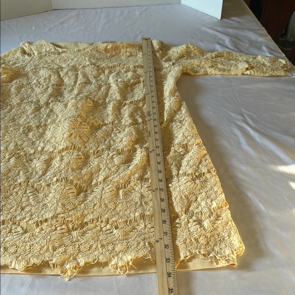 Yellow Sheath Dress with 3/4 Bell Sleeves and Scoop Neck - Picture 4 of 10